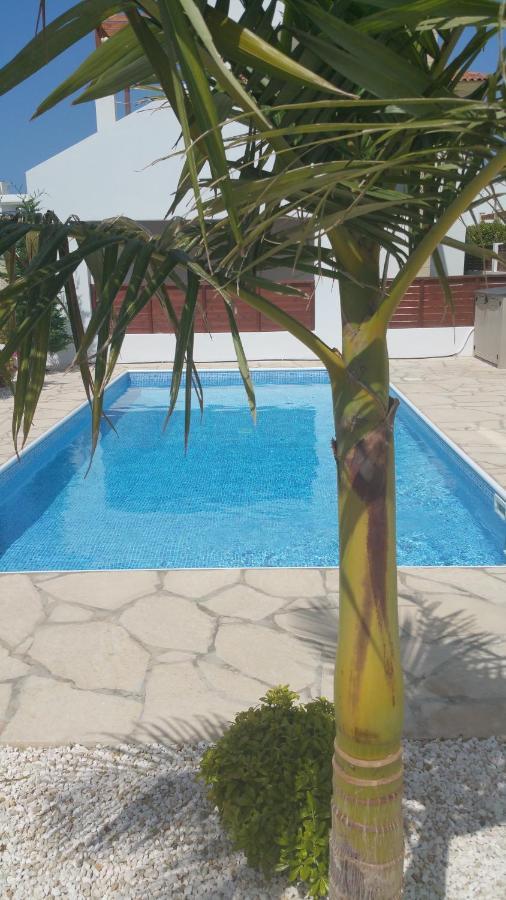 Modern Villa, 4 Bedrooms, Private Pool, Close To Coral Bay Strip Пейя Экстерьер фото