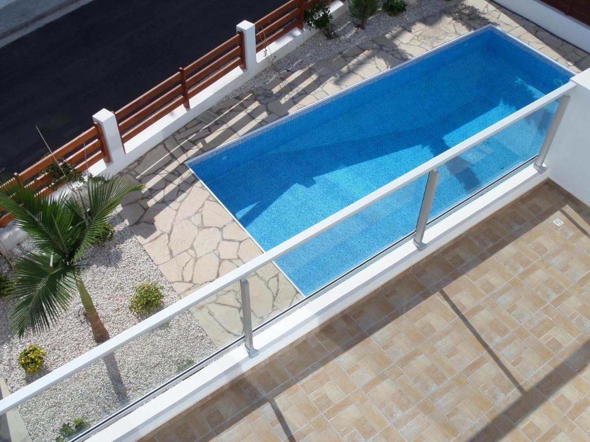 Modern Villa, 4 Bedrooms, Private Pool, Close To Coral Bay Strip Пейя Экстерьер фото