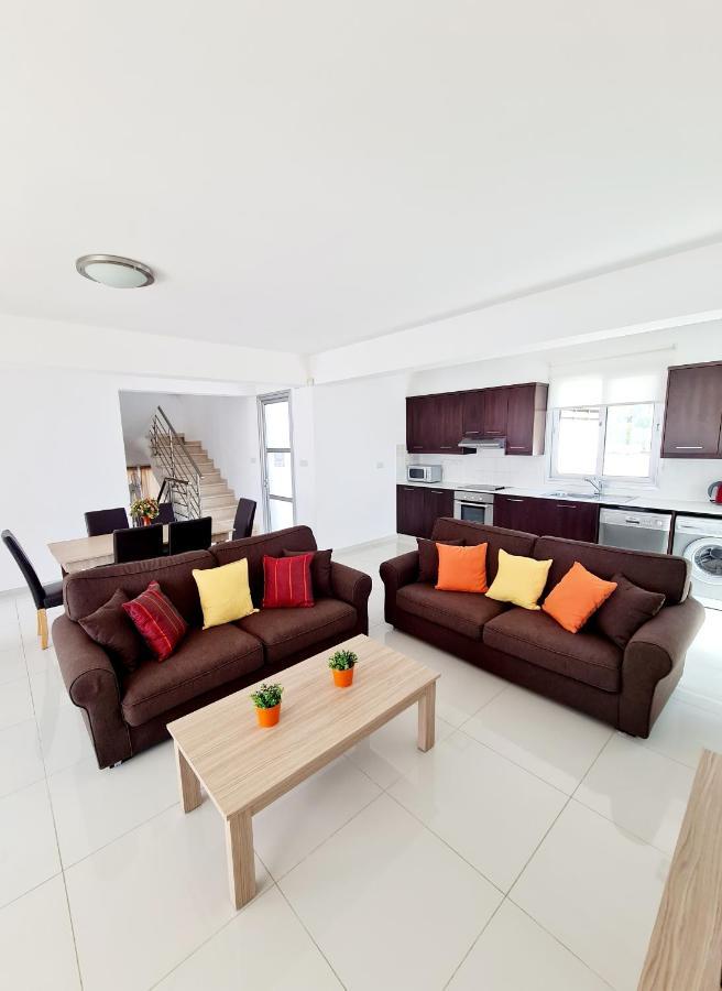 Modern Villa, 4 Bedrooms, Private Pool, Close To Coral Bay Strip Пейя Экстерьер фото