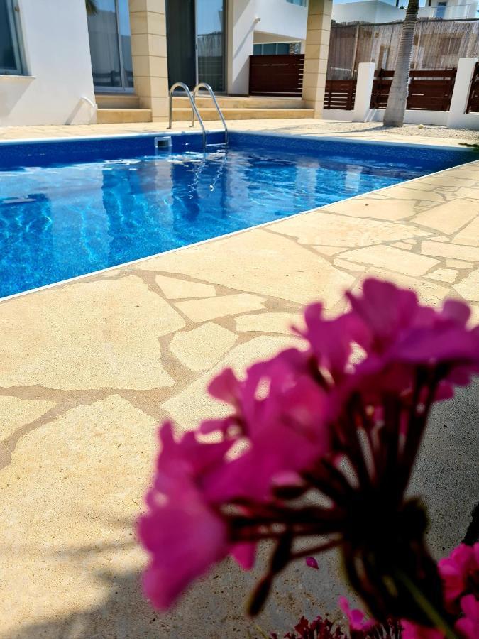 Modern Villa, 4 Bedrooms, Private Pool, Close To Coral Bay Strip Пейя Экстерьер фото
