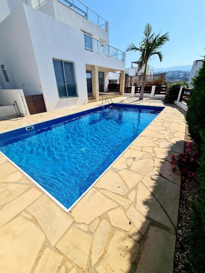 Modern Villa, 4 Bedrooms, Private Pool, Close To Coral Bay Strip Пейя Экстерьер фото